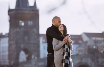 Behind the Scenes: A Day in the Life of a Fashion Photographer