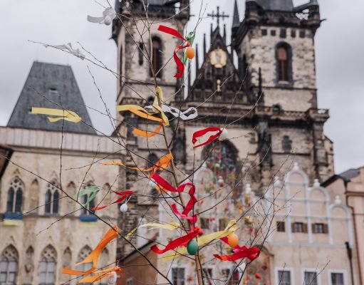 Hippity-Hoppity, Easter Photoshoots are on the Way – Here’s How to Make Them Perfect