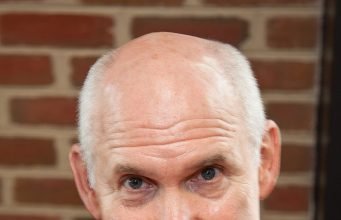 From Filmmaking to Photography: Steve McCurry’s Artistic Evolution