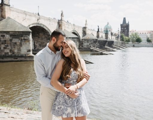Marriage Proposal on Charles Bridge in Prague: A Romantic Guide