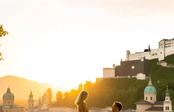 Sunset Proposals in Salzburg: Best Locations to Capture the Golden Hour and Add a Magical Touch to Your Proposal Photos