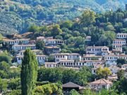 Photographers in Şirince: Village Photo Spots & Booking Tips Şirince