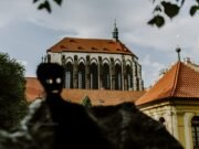 Franciscan Garden, Prague: A Quiet Oasis by Wenceslas Square Franciscan Garden, Prague