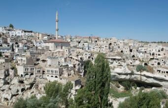 Ürgüp Photographers: Cappadocia Sunrise & Wedding Shoot Guide Ürgüp