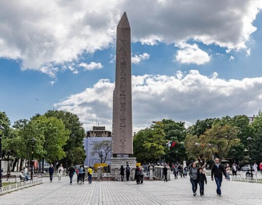 Wedding & Couple Photographers in Sultanahmet: Spots & Tips Wedding & Couple Sultanahmet